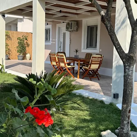 Korithis Apartmán *