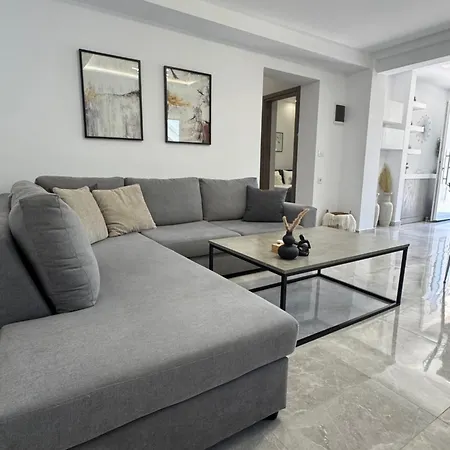 Korithis Apartmán *