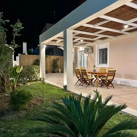 شقة Korithis Langadhákia